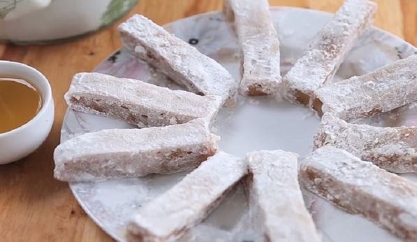 bánh chè lam